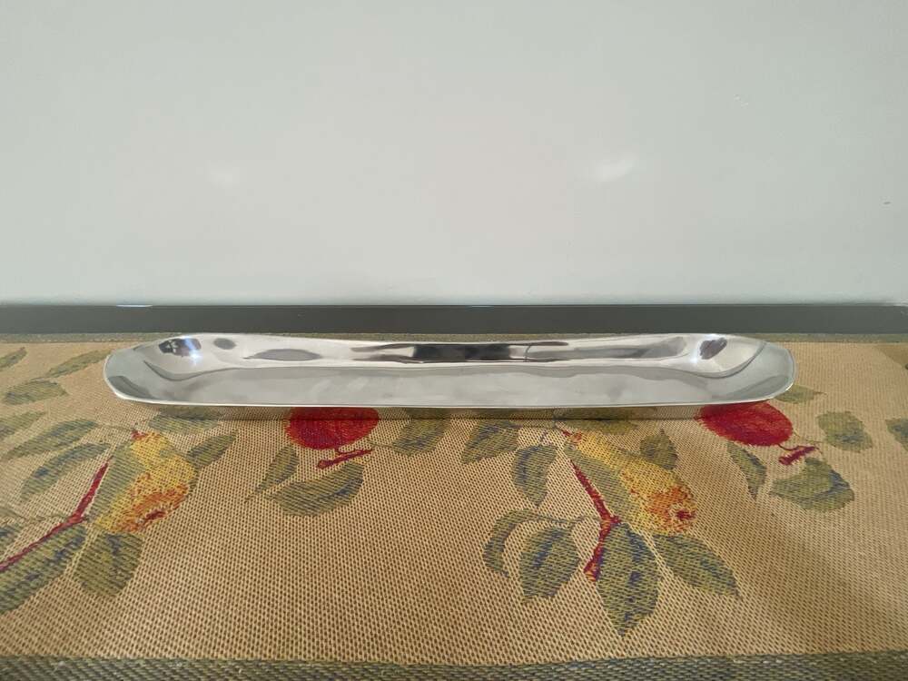 Lunares San Francisco Nima Oberoi Aluminum Cracker Boat Tray